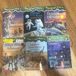 Magic Tree House Bundle of 6 books